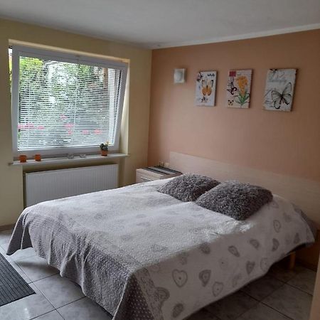 Apartament Jednosci Narodowej Kolobřeh Exteriér fotografie